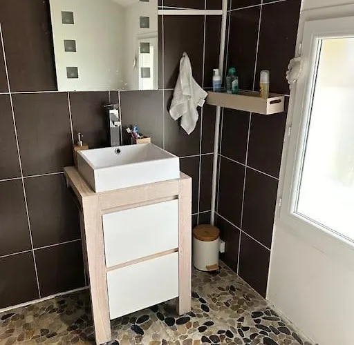 Maison Proche Du ! *