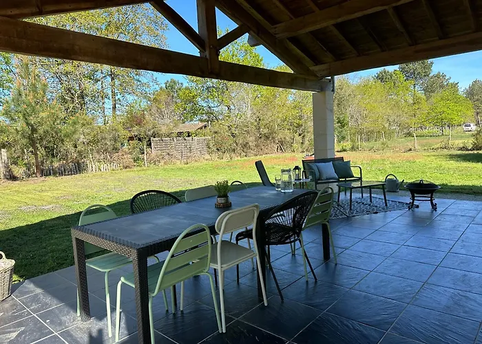 Maison Proche Du ! בית נופש *