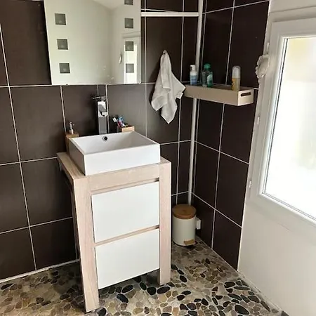 Maison Proche Du ! *